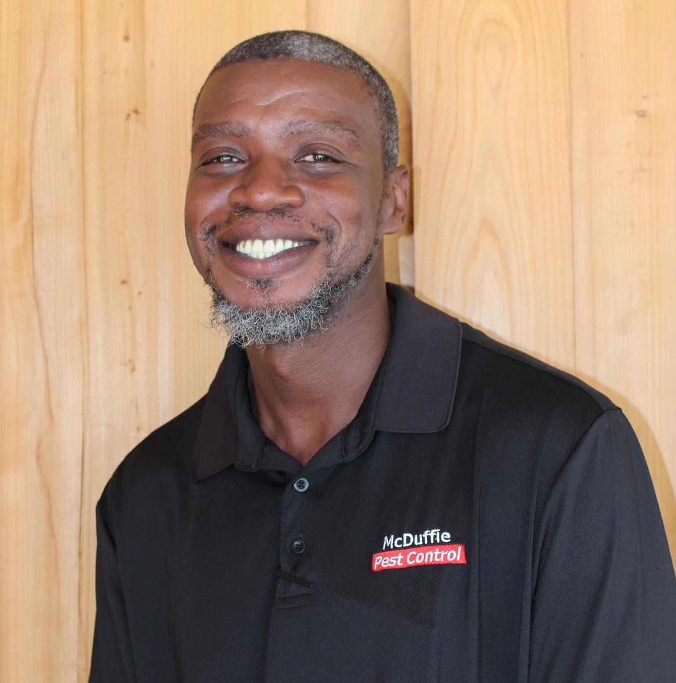 robert-moore image Commercial Pest Control